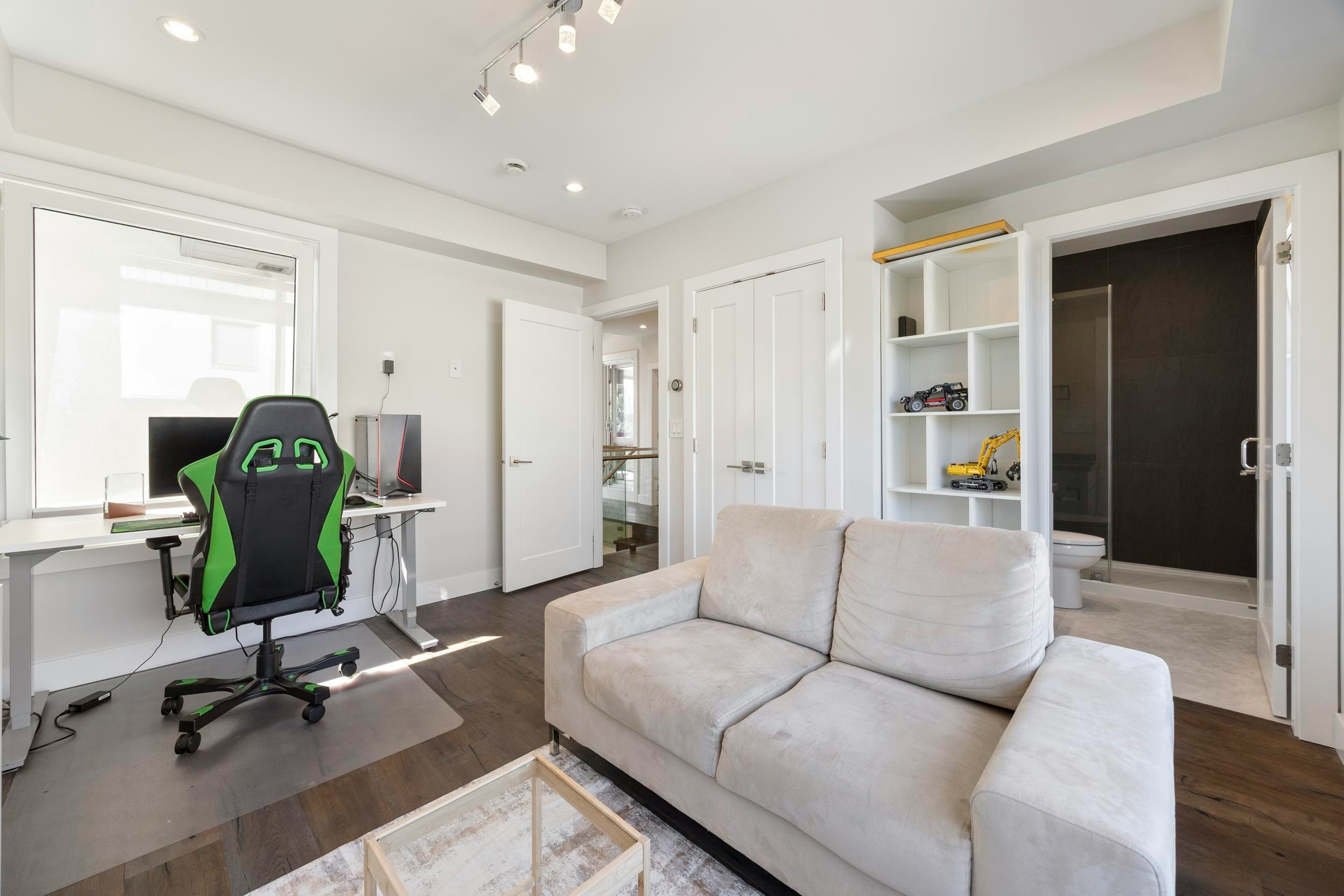 6346 Burns Street, Burnaby, BC, V5E 1T2 - 21