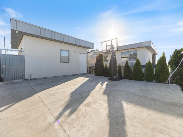 6346 Burns Street, Burnaby, BC, V5E 1T2 - 35