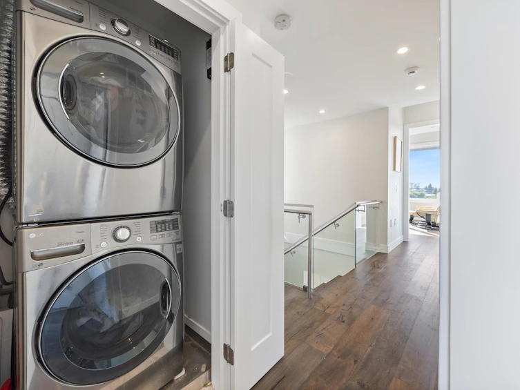 6346 Burns Street, Burnaby, BC, V5E 1T2 - 30