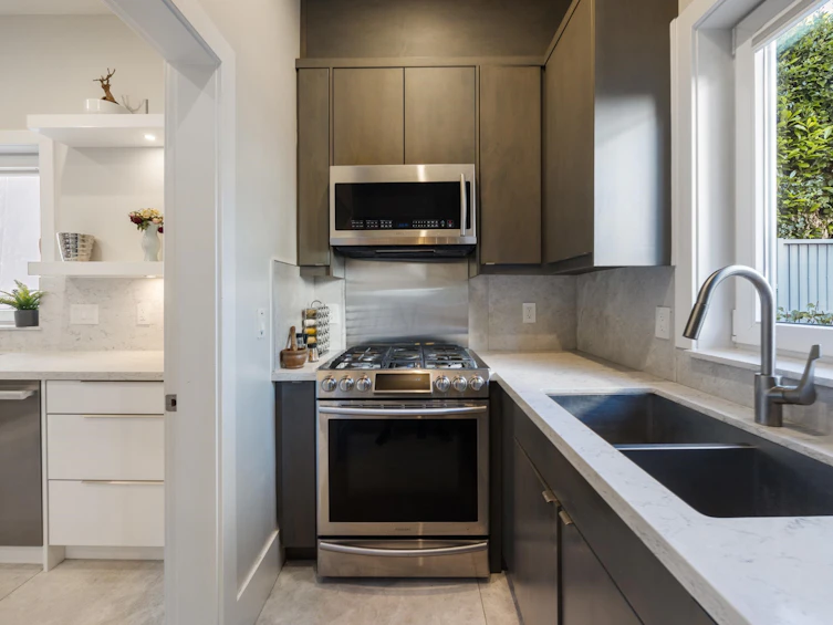 6346 Burns Street, Burnaby, BC, V5E 1T2 - 15