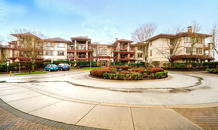 207-16421 64 Avenue