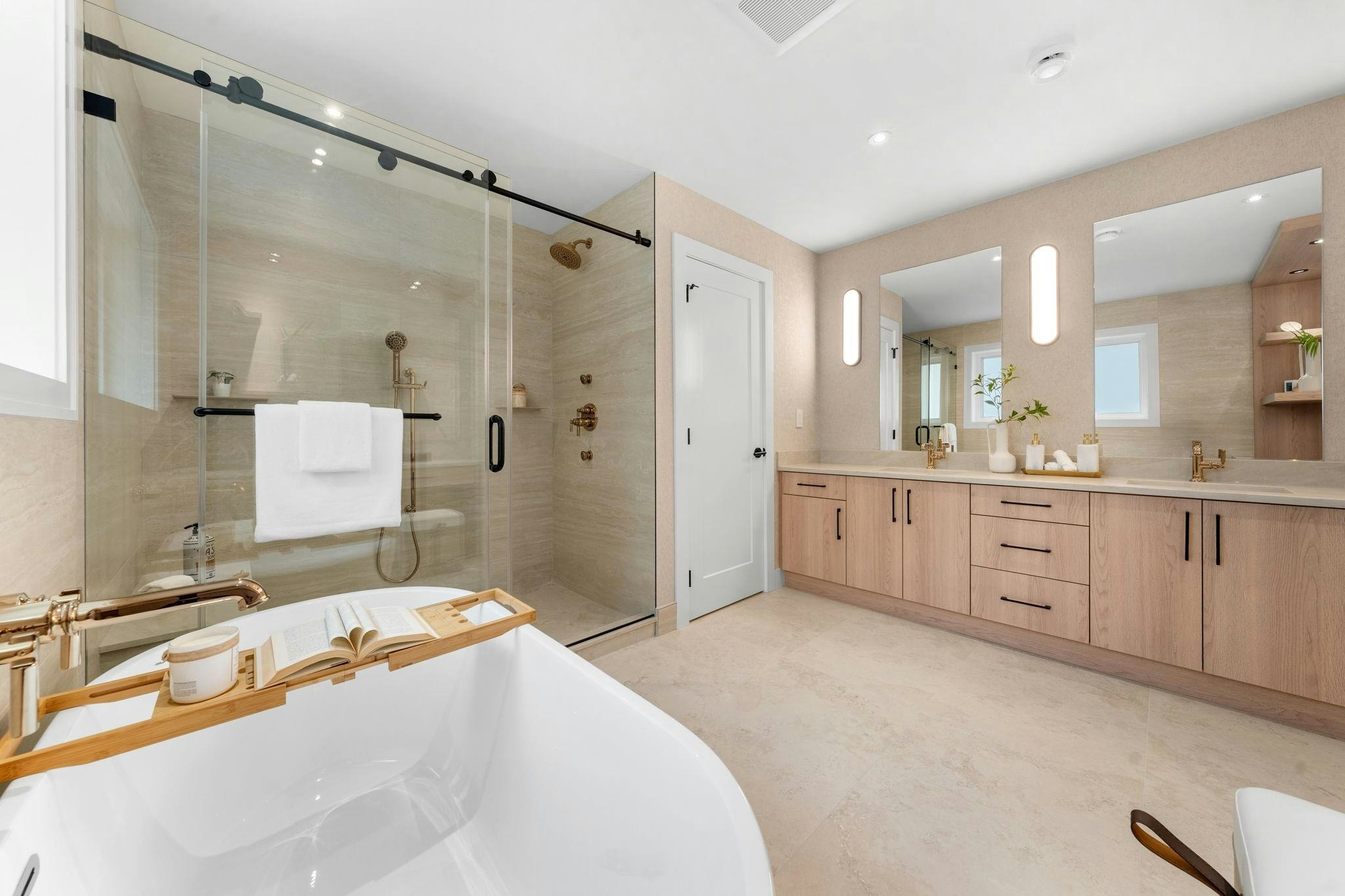944 Clements Avenue, North Vancouver, BC, V7R 2K7 - 32
