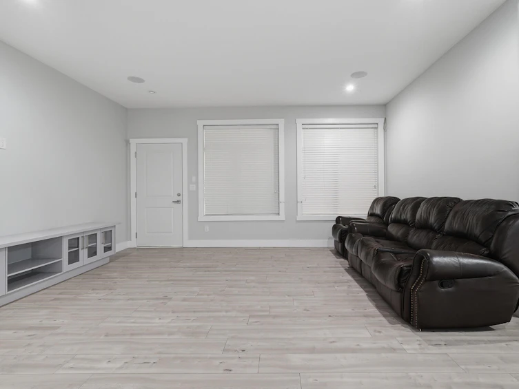 5735 144a Street, Surrey, BC, V3S 8E2 - 33