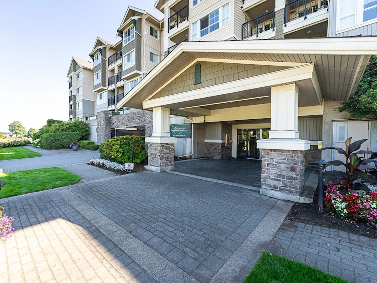 207-19673 Meadow Gardens Way, Pitt Meadows, BC, V3Y 0A1 - 3