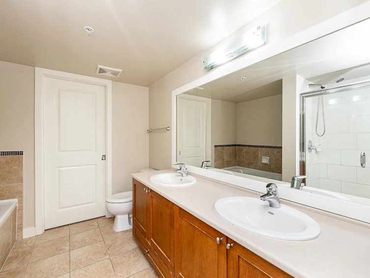207-19673 Meadow Gardens Way, Pitt Meadows, BC, V3Y 0A1 - 16