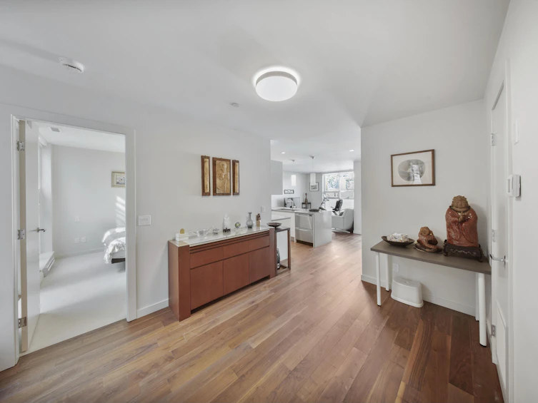 203-2095 W 44th Avenue, Vancouver, BC, V6M 2G1 - 3