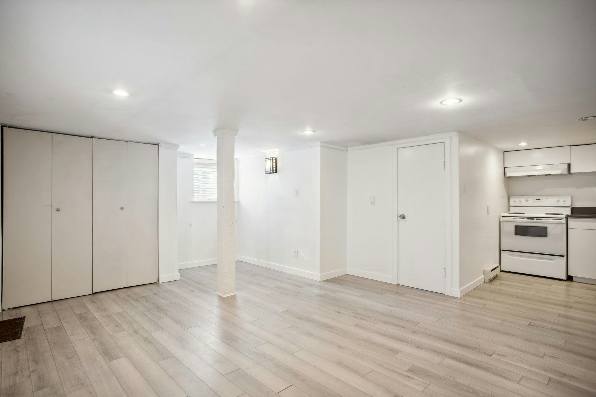 3617 Adanac Street, Vancouver, BC, V5K 2P7 - 16