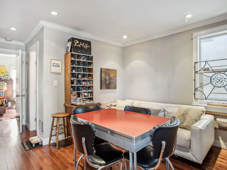 3617 Adanac Street, Vancouver, BC, V5K 2P7 - 8