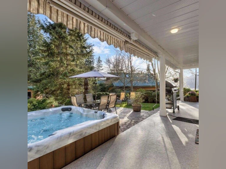 7388 Rockwell Place, Harrison Hot Springs, BC, V0M 1A0 - 2
