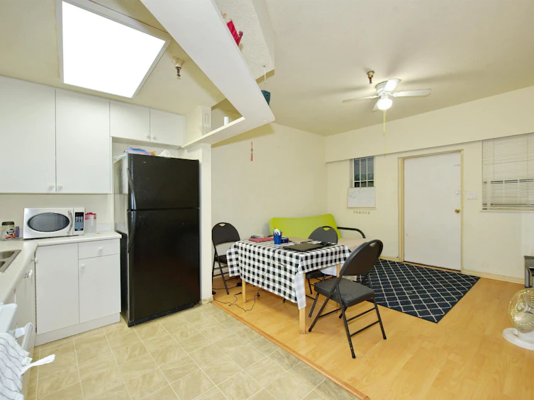 2-862 E Broadway, Vancouver, BC, V5T 1Y1 - 21