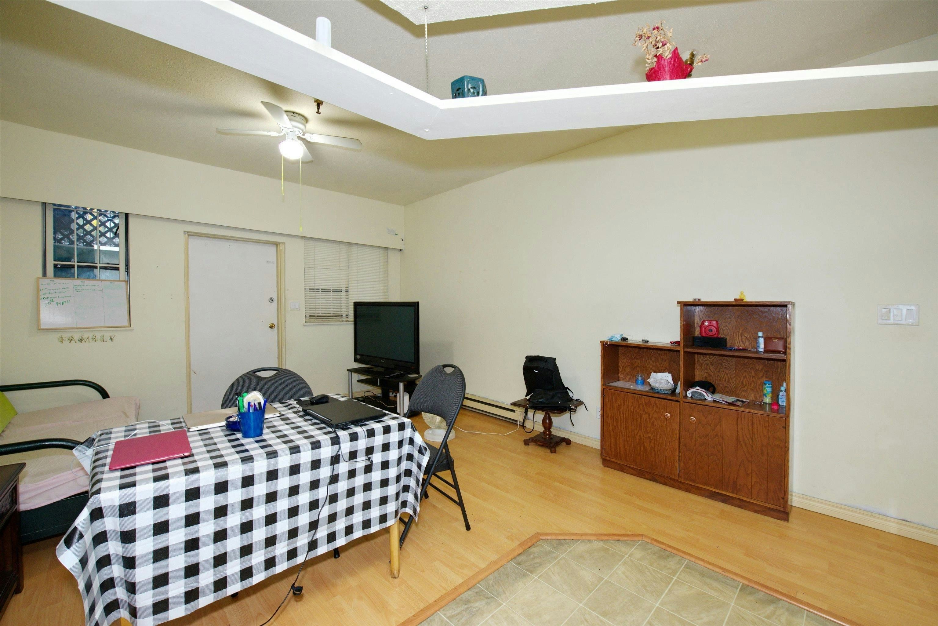 2-862 E Broadway, Vancouver, BC, V5T 1Y1 - 19