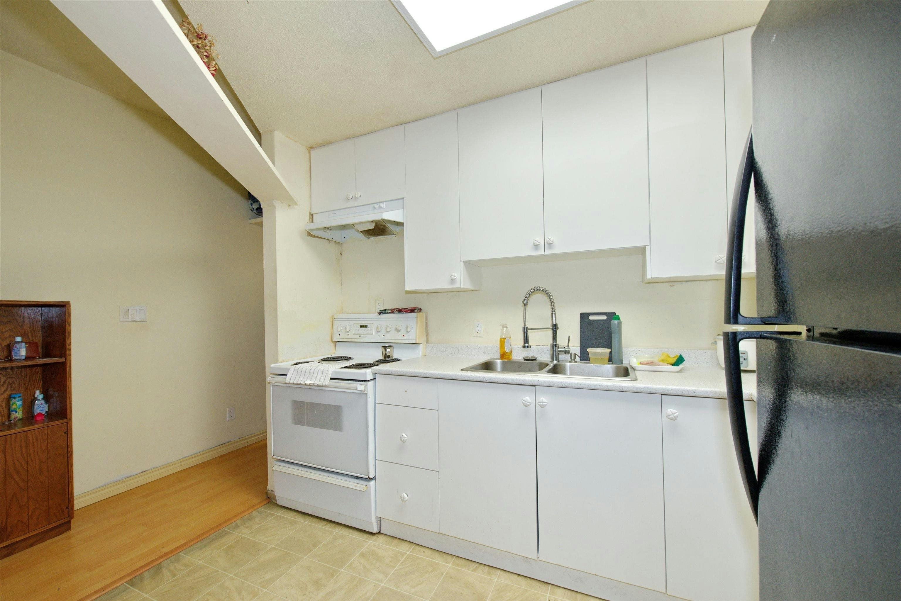 2-862 E Broadway, Vancouver, BC, V5T 1Y1 - 20