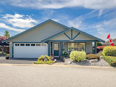 5692 Emily Way - 2