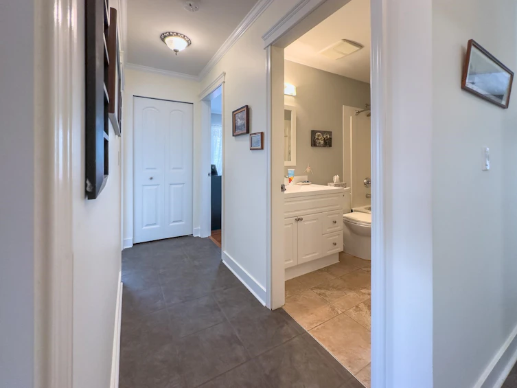 5692 Emily Way, Sechelt, BC, V7Z 0N5 - 22