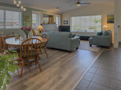 5692 Emily Way - 5