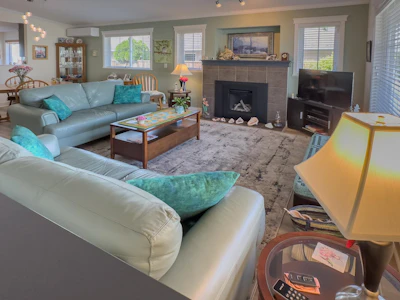 5692 Emily Way - 4