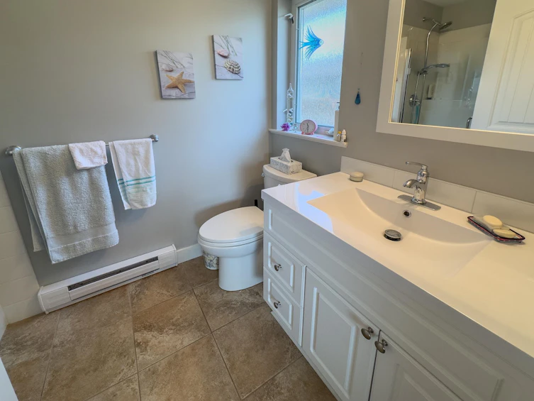 5692 Emily Way, Sechelt, BC, V7Z 0N5 - 19