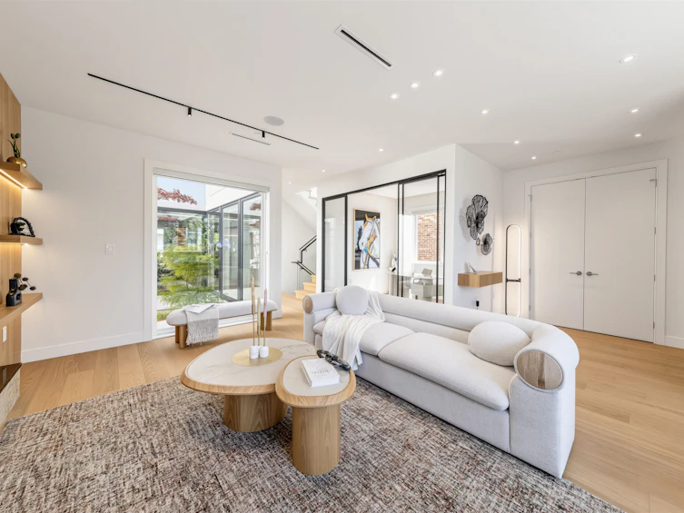 840 E 14th Street, North Vancouver, BC, V7L 2P6 - 6