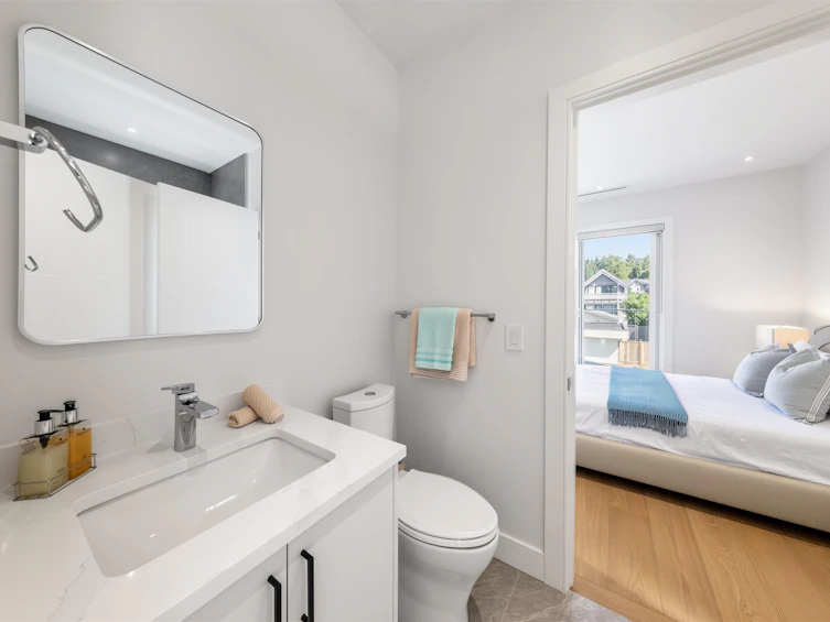 840 E 14th Street, North Vancouver, BC, V7L 2P6 - 30