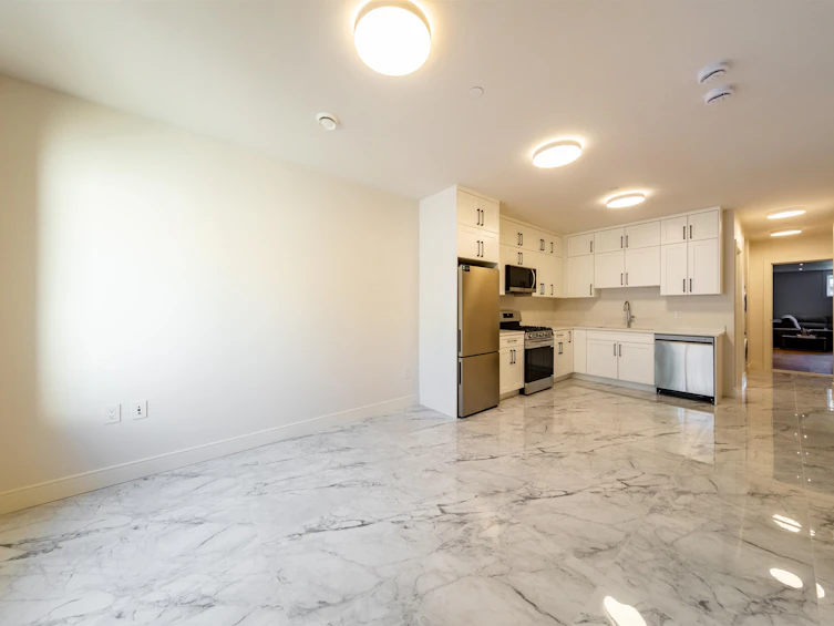 840 E 14th Street, North Vancouver, BC, V7L 2P6 - 37