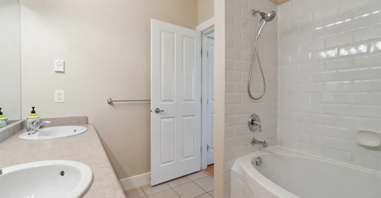 3F-2338 Western Parkway, Vancouver, BC, V6T 2H7 - 12