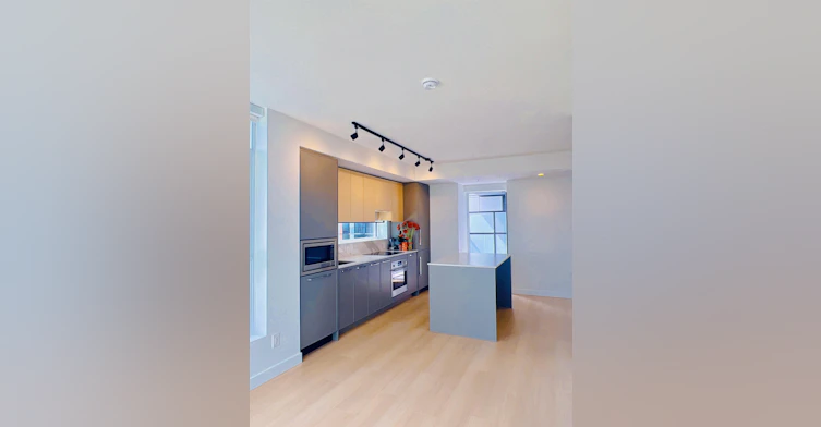 2909-13745 George Junction, Surrey, BC, V3T 0V7 - 2