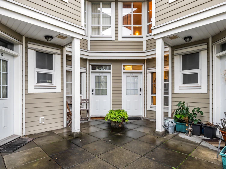 204-815 First Street, New Westminster, BC, V3L 2H7 - 28