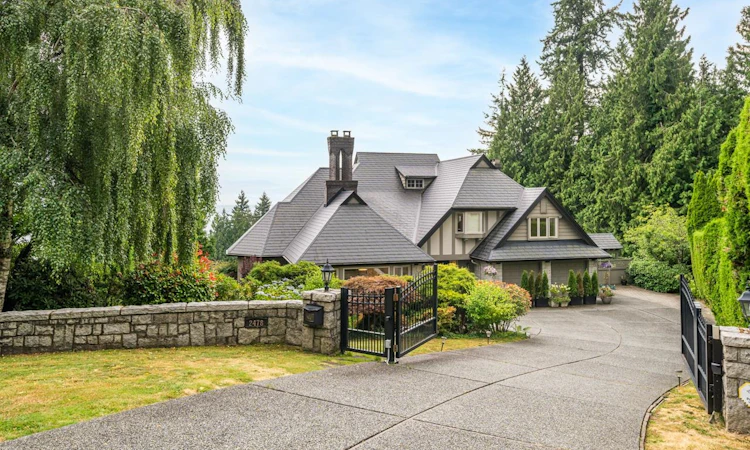 2478 Westhill Court