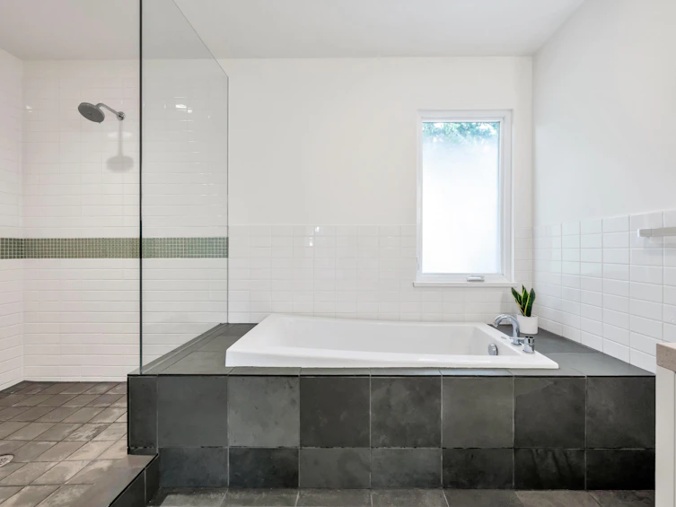 13038 14a Avenue, Surrey, BC, V4A 1J1 - 29