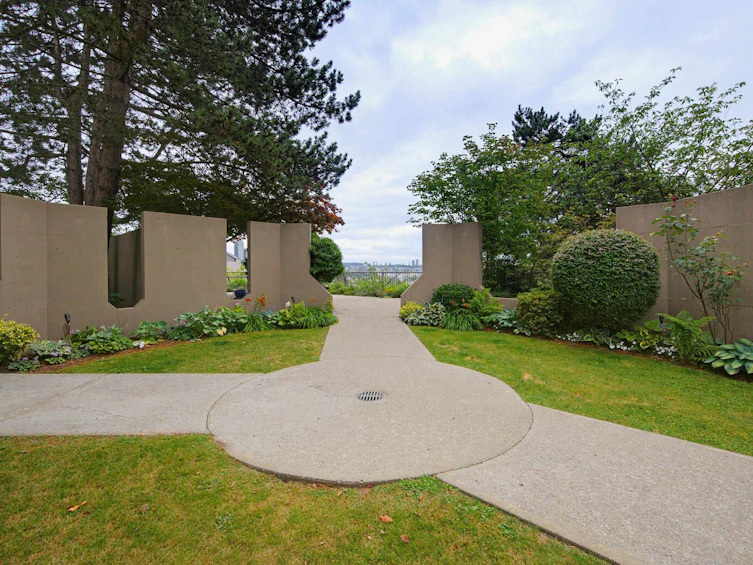 604-3740 Albert Street, Burnaby, BC, V5C 5Y7 - 36