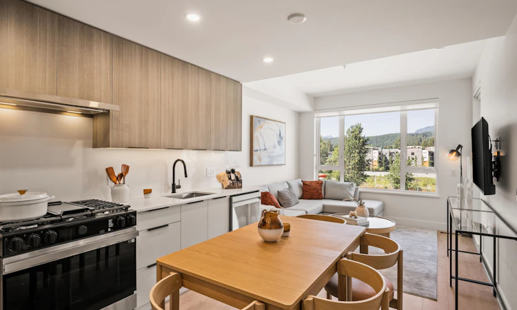 306-111 Buller Street