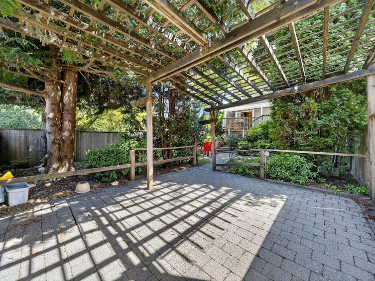 4549 W 12th Avenue, Vancouver, BC, V6R 2R4 - 33