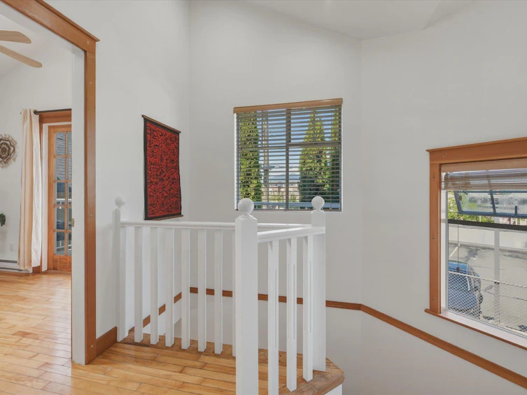 1239 E 22nd Avenue, Vancouver, BC, V5V 1W7 - 25