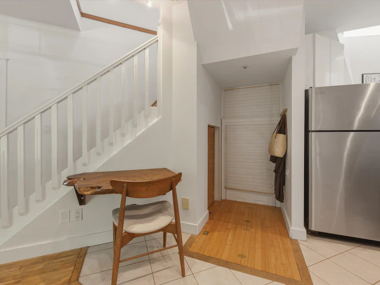 1239 E 22nd Avenue, Vancouver, BC, V5V 1W7 - 11