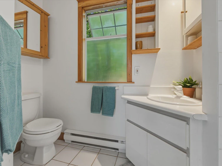 1239 E 22nd Avenue, Vancouver, BC, V5V 1W7 - 23