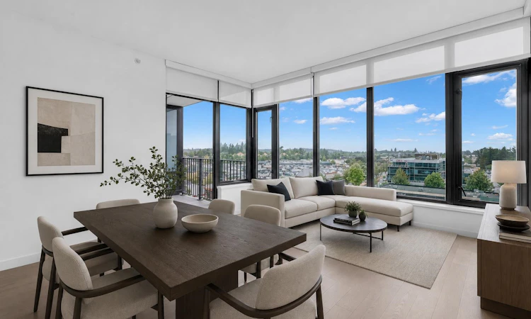 702-1588 Johnston Road