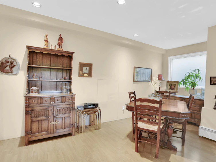 104-1424 Walnut Street, Vancouver, BC, V6J 3R3 - 10