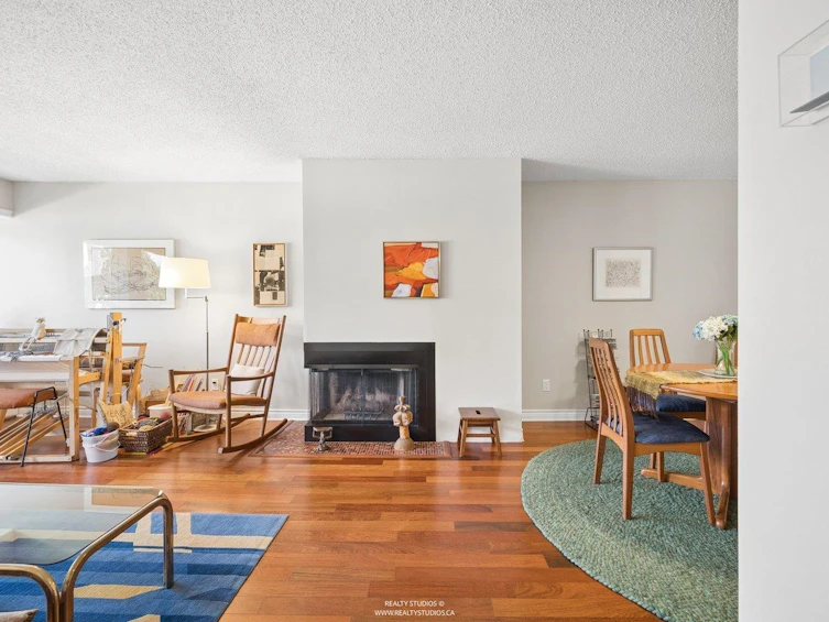 2419 W 1st Avenue, Vancouver, BC, V6K 1G5 - 28