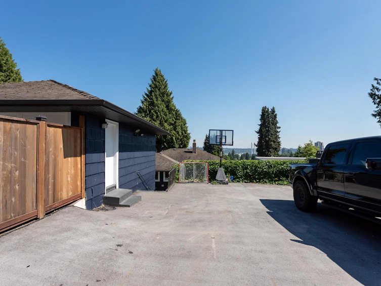 205 E Durham Street, New Westminster, BC, V3L 4J2 - 38