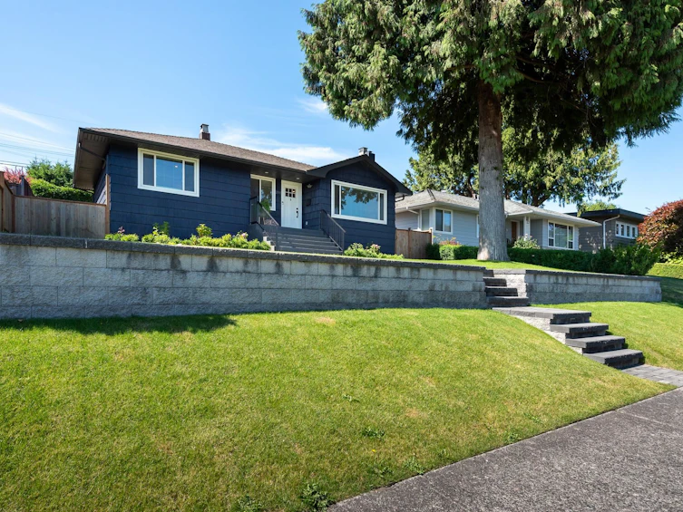 205 E Durham Street, New Westminster, BC, V3L 4J2 - 39