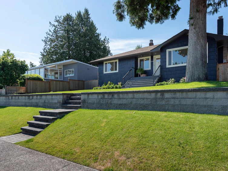 205 E Durham Street, New Westminster, BC, V3L 4J2 - 40