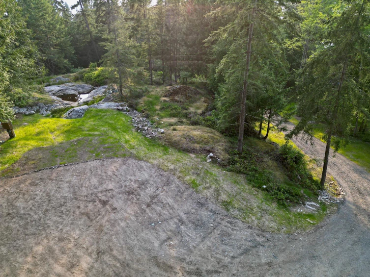 831 Windjammer Road, Bowen Island, BC, V0N 1G2