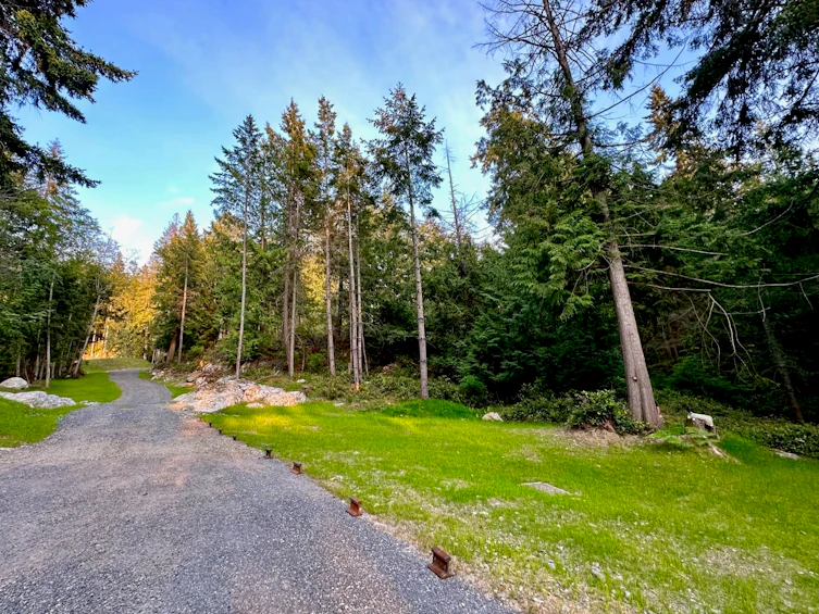831 Windjammer Road, Bowen Island, BC, V0N 1G2 - 2