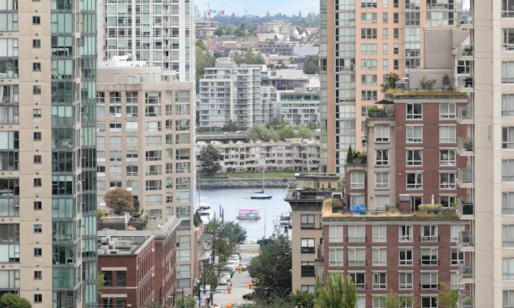 1102-1212 Howe Street