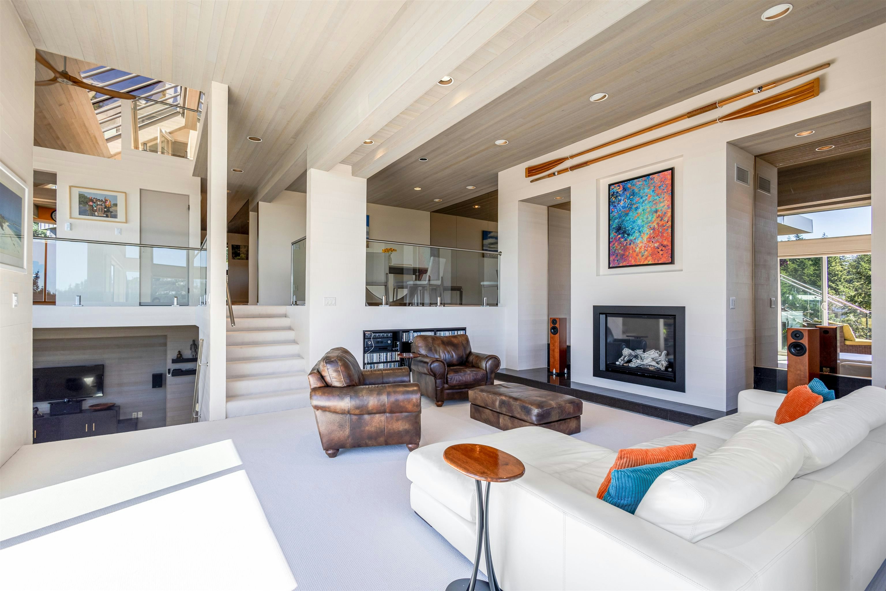 5840 Falcon Road, West Vancouver, BC, V7W 1S3 - 2
