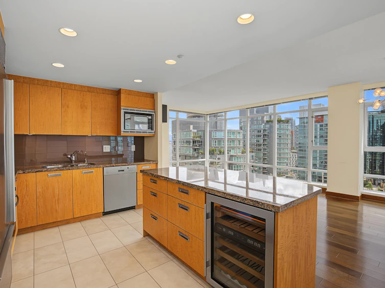 1903-1616 Bayshore Drive, Vancouver, BC, V6G 3L1 - 12