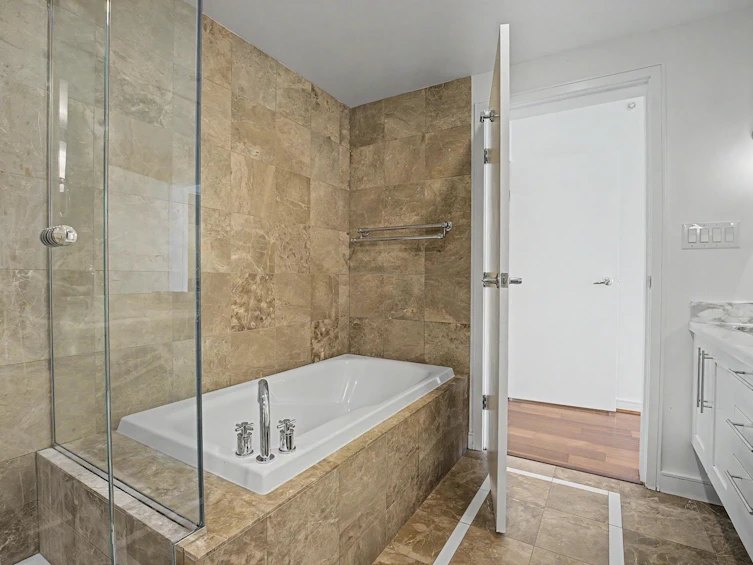 1903-1616 Bayshore Drive, Vancouver, BC, V6G 3L1 - 20