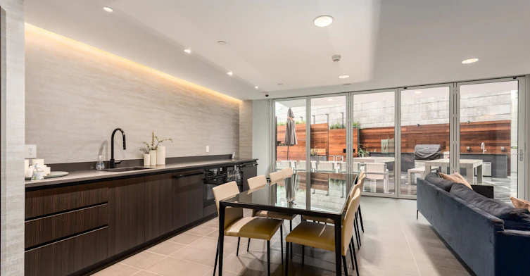 2406-620 Cardero Street, Vancouver, BC, V6G 0C7 - 24