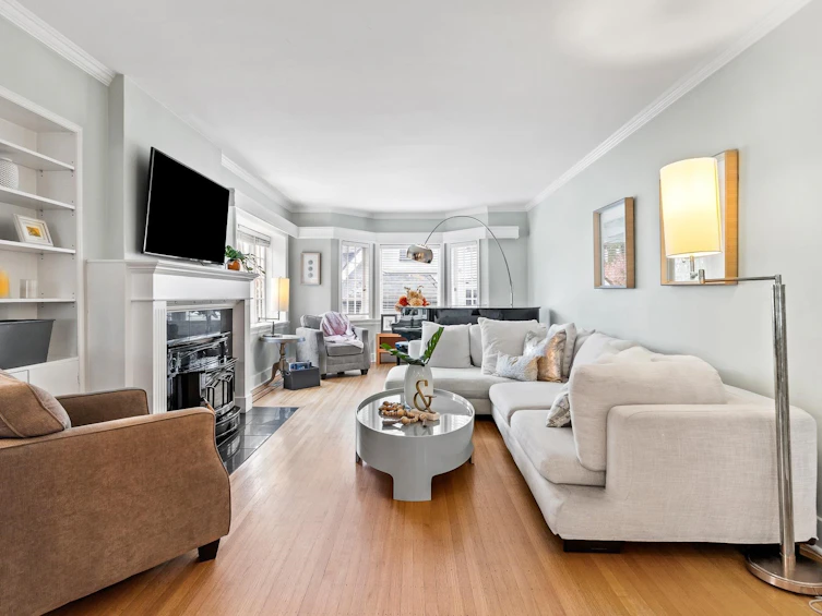 6713 Arbutus Street, Vancouver, BC, V6P 5S6 - 3