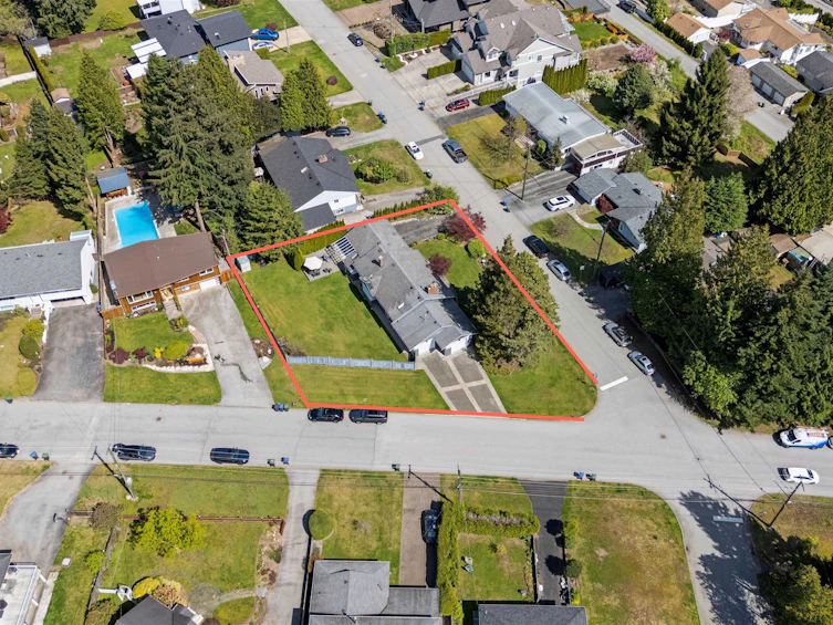 1005 Westmount Drive, Port Moody, BC, V3H 1L1 - 2
